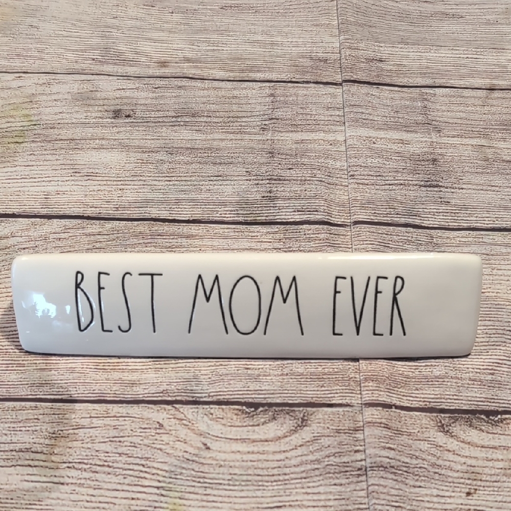 Rae Dunn Best Mom Ever Desk Decor